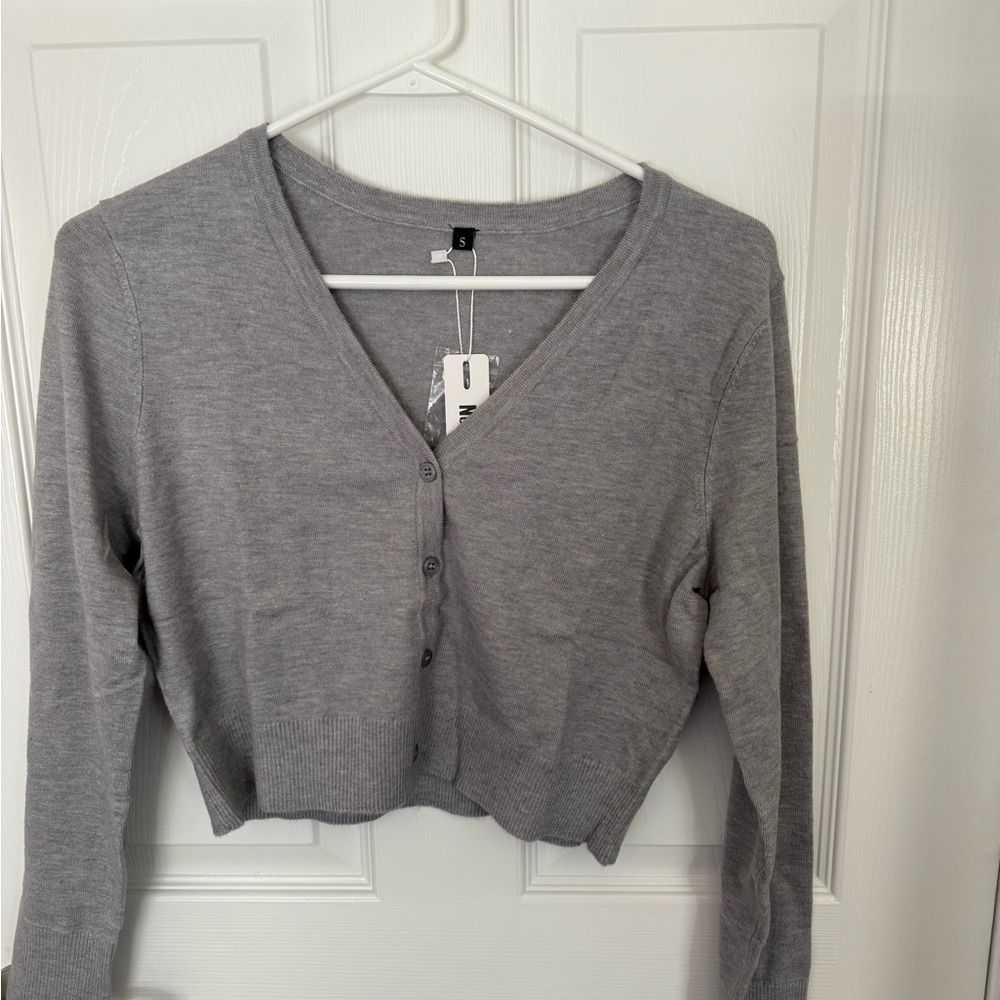 Gray V-Neck Cropped Button-Up Women's Sweater - small